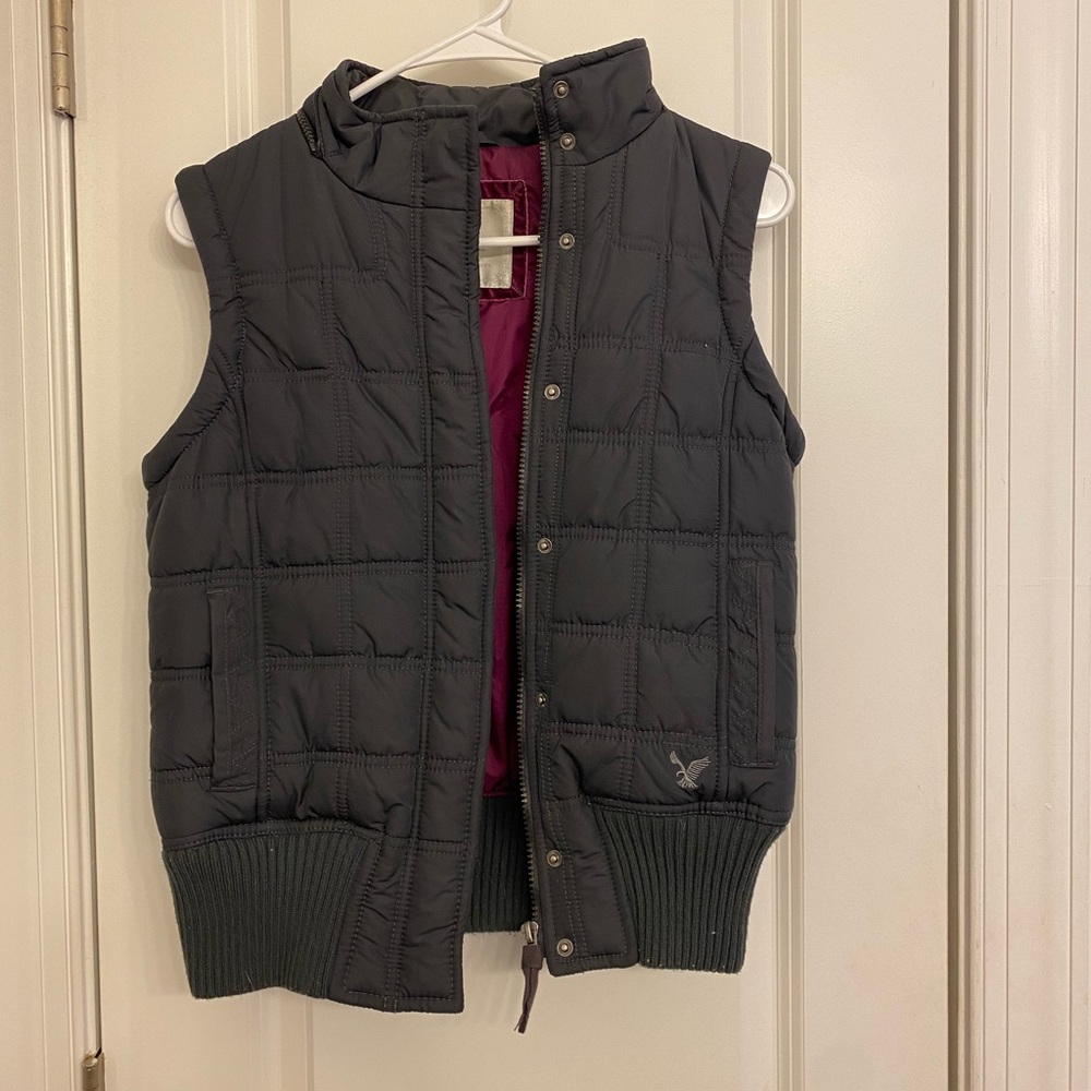 American Eagle Vest